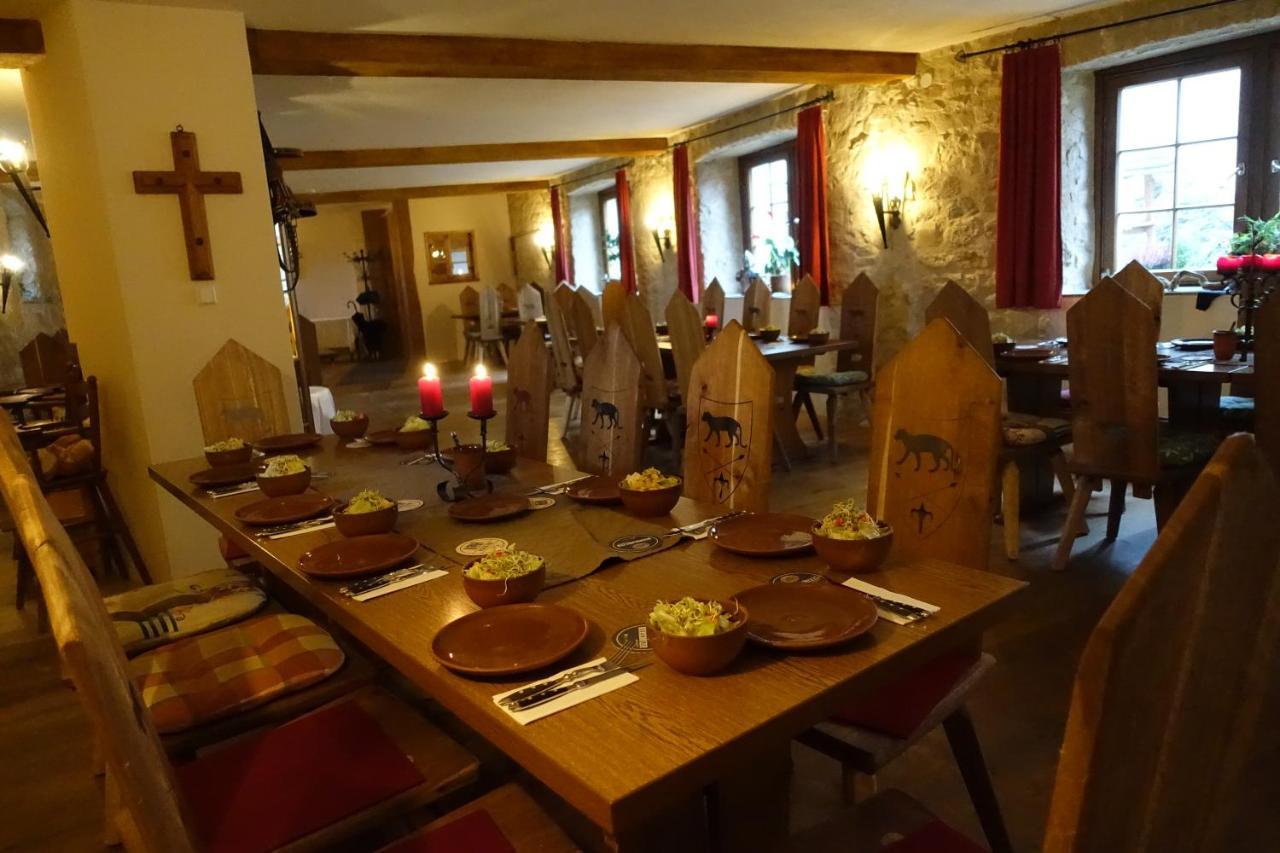 Burg Katzenstein Hotel Katzenstein  Eksteriør billede