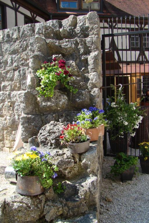 Burg Katzenstein Hotel Katzenstein  Eksteriør billede